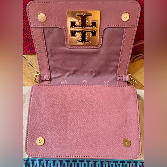 **SOLD** Tory Burch Mauve Pink Britten Combo Crossbody Bag - Picture 8 of 13